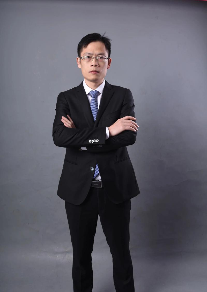 郑代春 跟组制片负责人